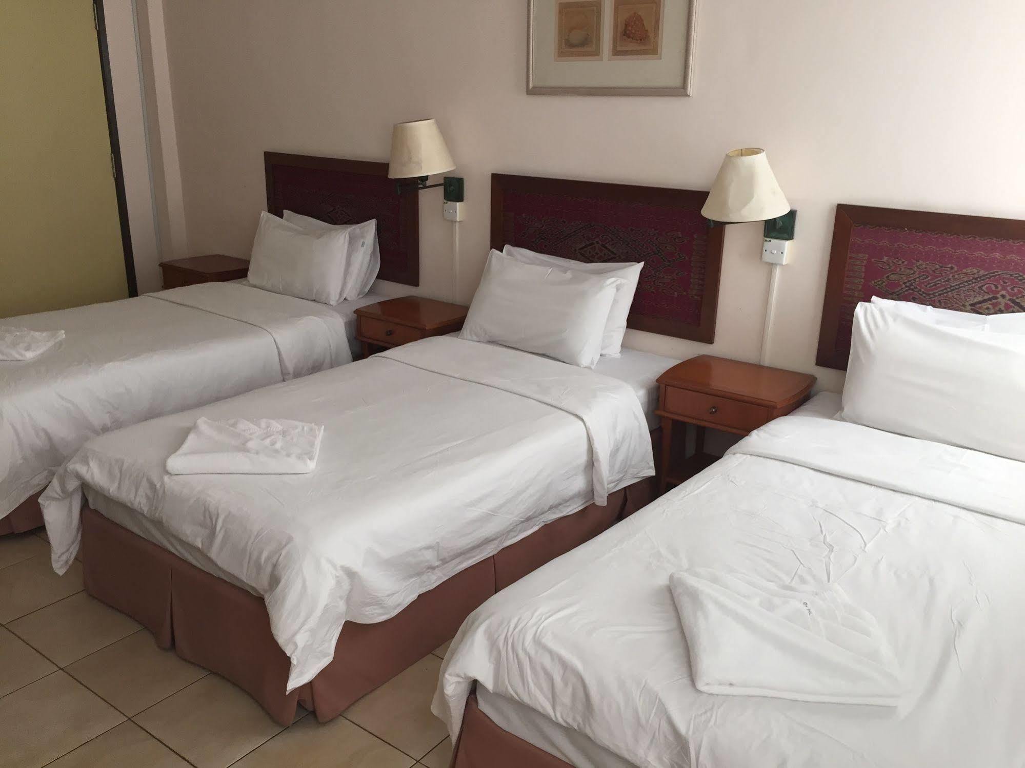 Seapark Condotel Hotel Kota Kinabalu Dış mekan fotoğraf